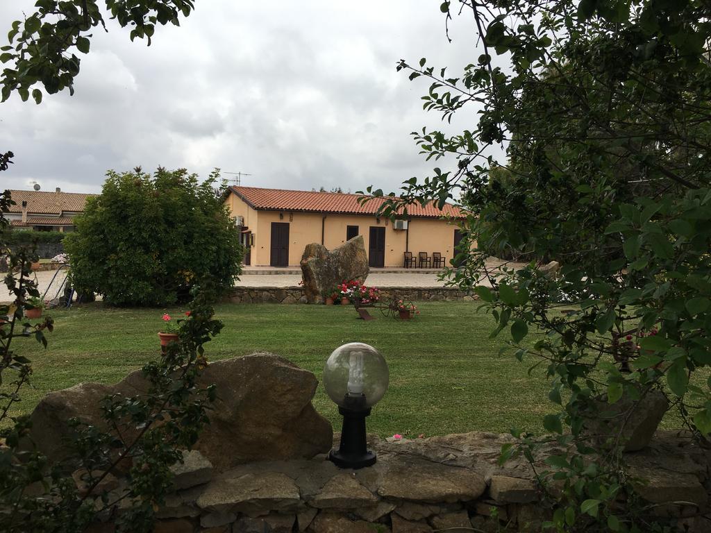 Agriturismo Sechi Campanedda Eksteriør billede