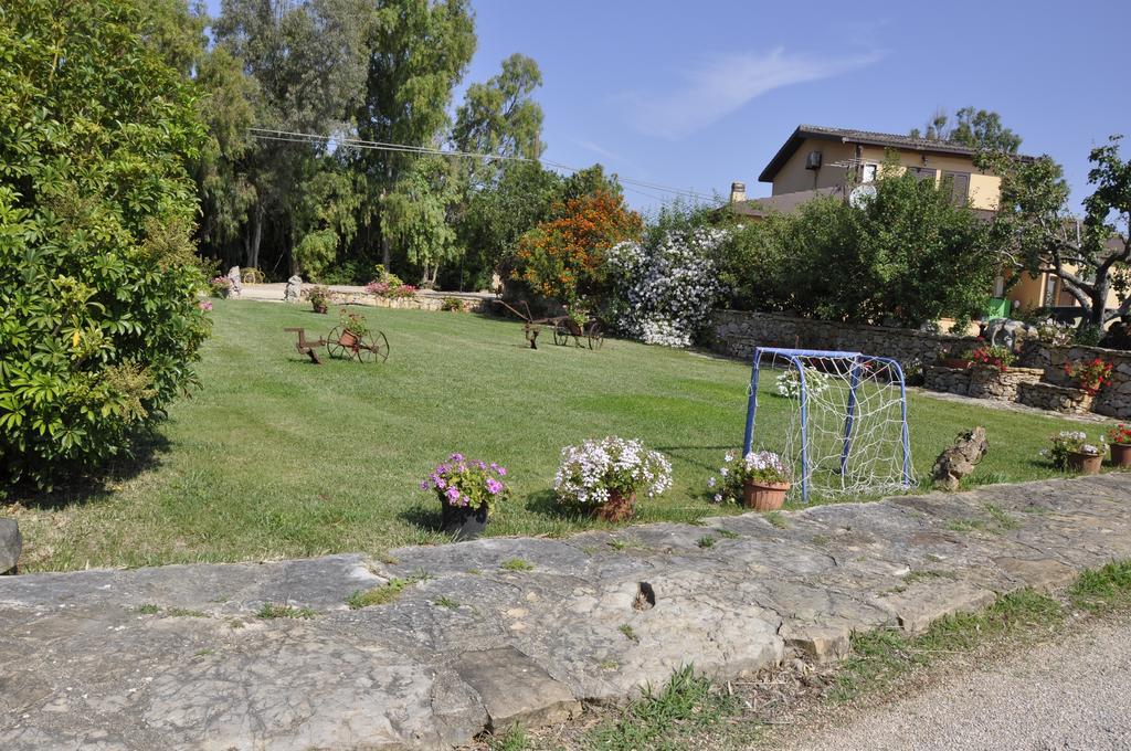 Agriturismo Sechi Campanedda Eksteriør billede